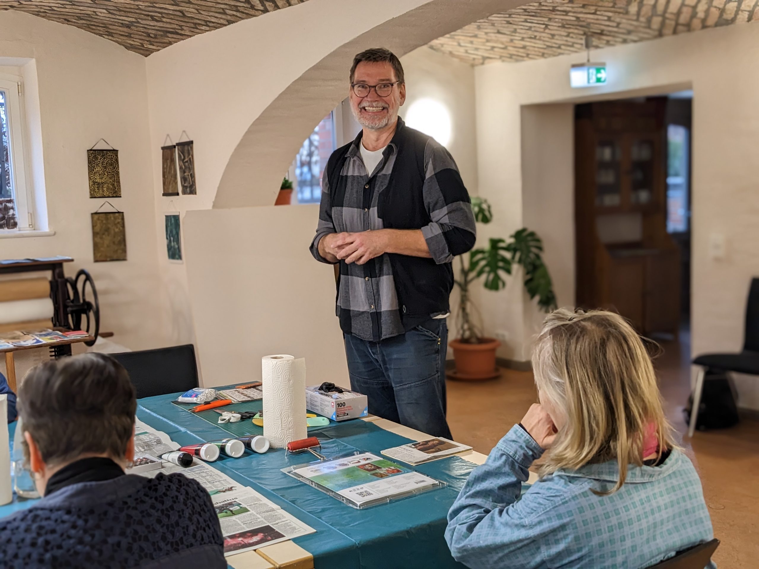 https://www.schlossgut-altlandsberg.de/wp-content/uploads/2025/11/UlrichHandkeWorkshop_FotoSvenjaKauer-scaled.jpg
